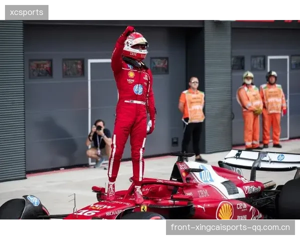 F1勒克莱尔排位模拟成绩大幅提升,赛道新秀展现爆发力 F1勒克莱尔排位模拟成绩大幅提升,赛道新秀展现爆发力